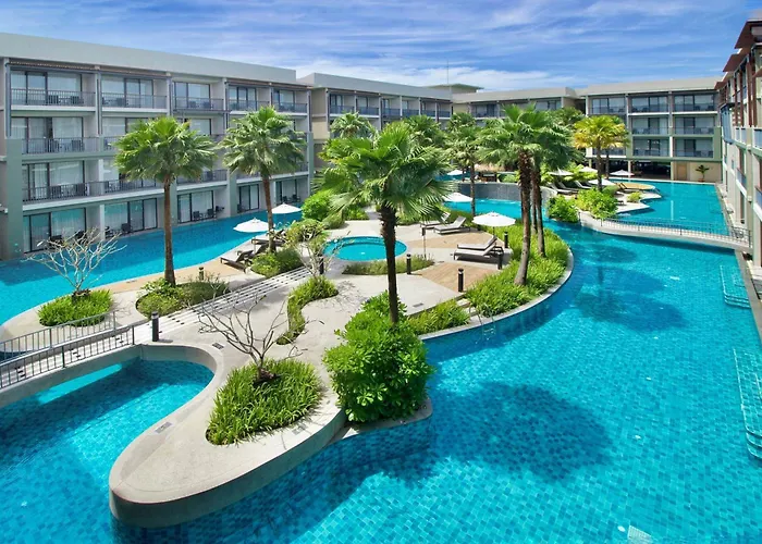 Le Meridien Khao Lak Resort & Spa
