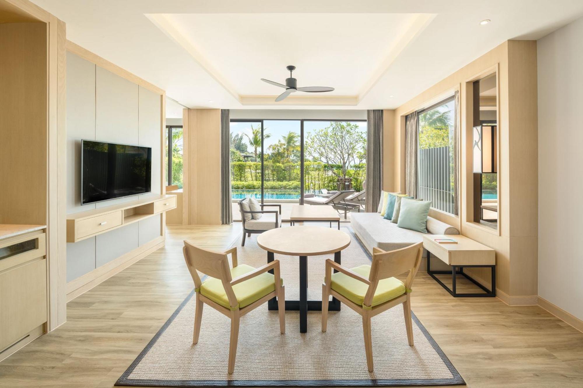 Le Meridien & 5* Khao Lak